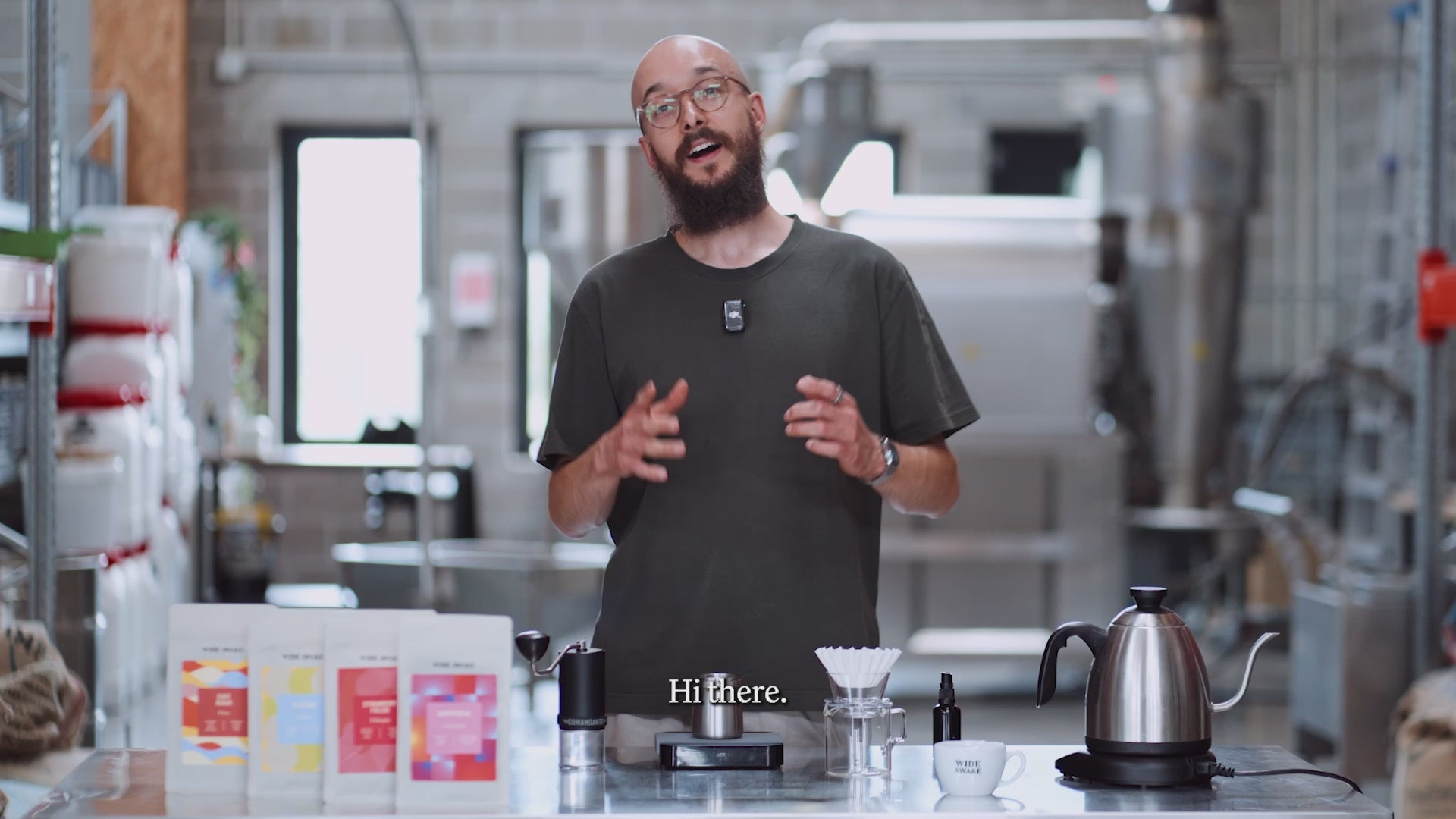 The OREA O1 is a compact flat-bottom brewer designed for a fast and even flow. It produces bright, sweet and complex cups with plenty of clarity, making it a great choice for vibrant and fruity coffees. This recipe pairs the OREA O1 with Sibarist Fast Wave filters, but it can be adapted to other wave-style filters. Use the video as a starting point and adjust the variables according to your coffee and taste.